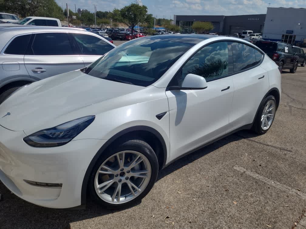 tesla model y 2021 5YJYGDEE7MF279173 image tesla model y 2021 5YJYGDEE7MF279173 image